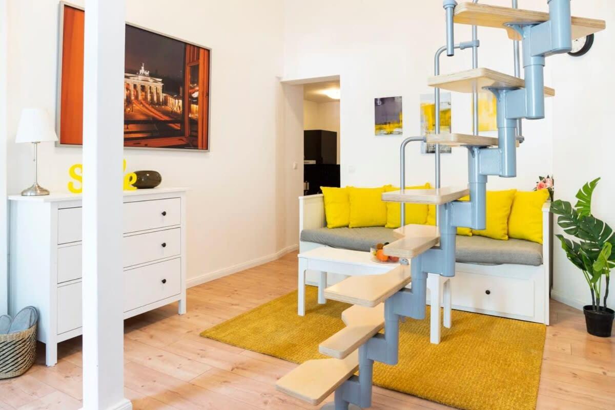 Spacious Loft Style Studio In Berlin Wilmersdorf Exterior photo